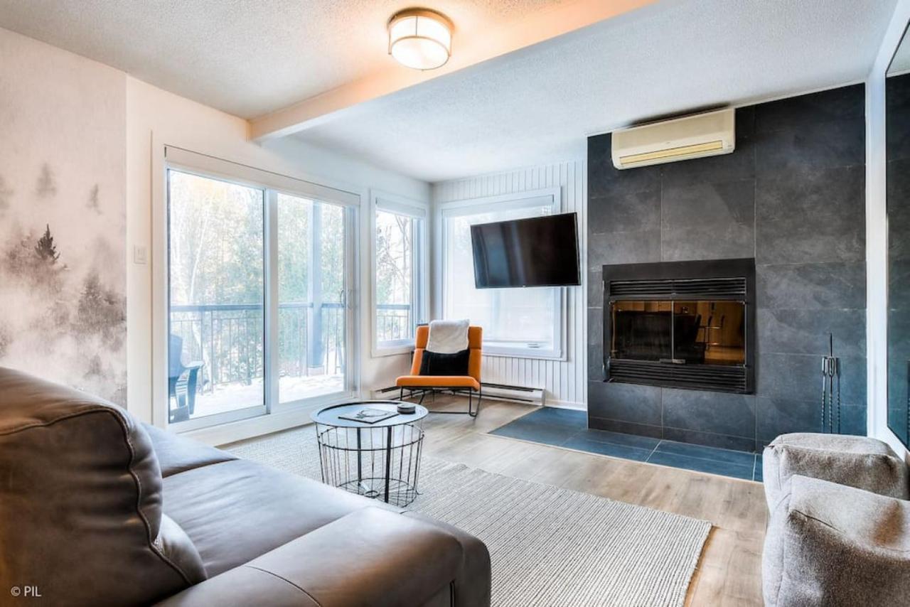 Chic Mt-Tremblant Condo With View On The Lake By Denstays Mont-Tremblant Eksteriør bilde