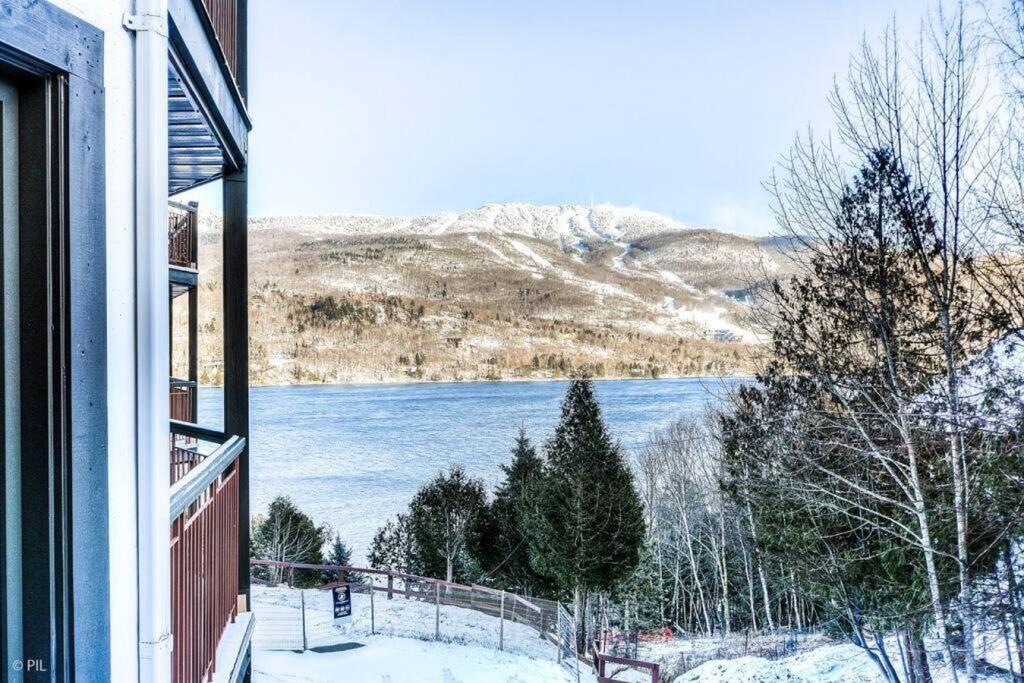 Chic Mt-Tremblant Condo With View On The Lake By Denstays Mont-Tremblant Eksteriør bilde