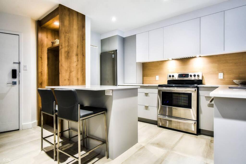 Chic Mt-Tremblant Condo With View On The Lake By Denstays Mont-Tremblant Eksteriør bilde